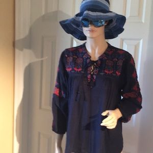 Lucky Brand peasant top,, summer weight